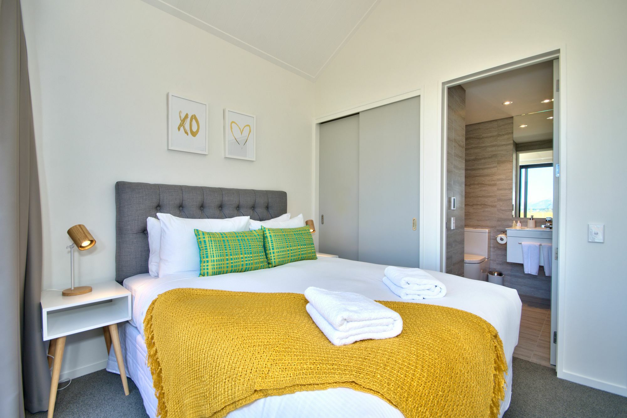 Cherry Blossom Holiday Apartment Queenstown Exterior photo
