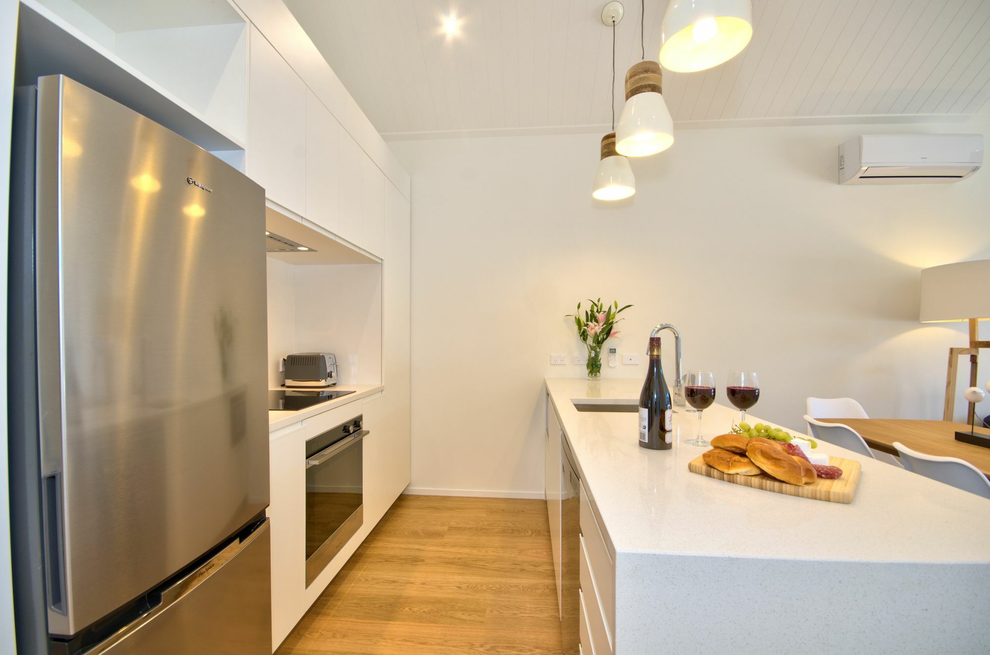 Cherry Blossom Holiday Apartment Queenstown Exterior photo